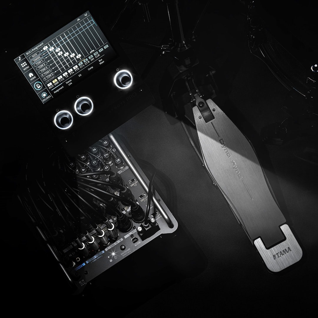 Discrete Foot Stage Light