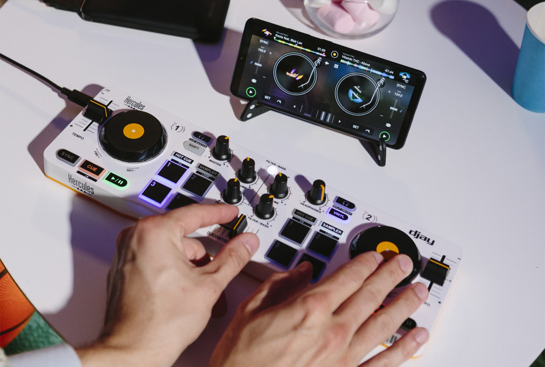 Hercules MIX WW Dj Controller Hercules MIX WW Dj Controller