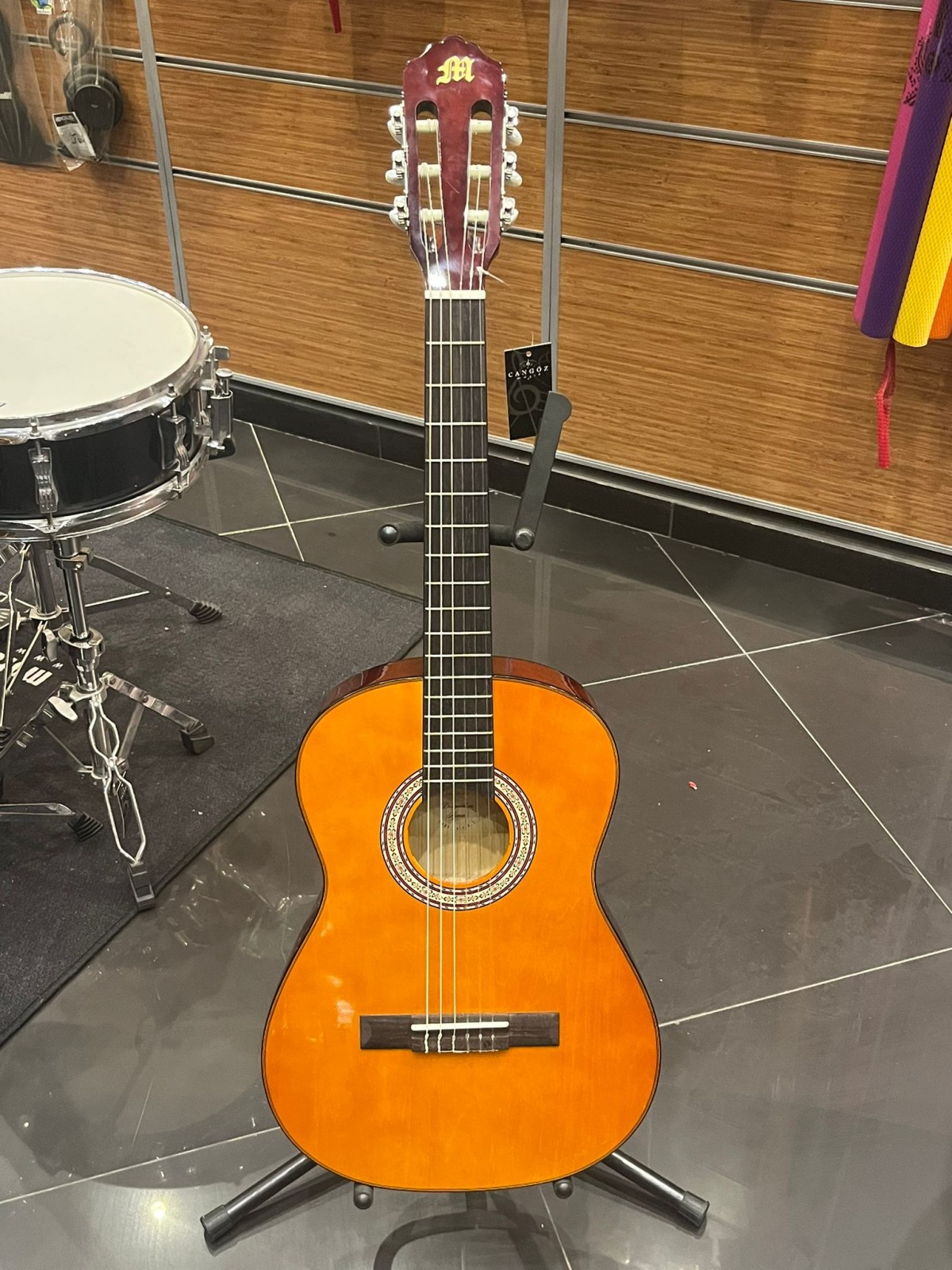 Outlet- Miguel Angela Naturel 3/4 Klasik Gitar Outlet- Miguel Angela Naturel 3/4 Klasik Gitar