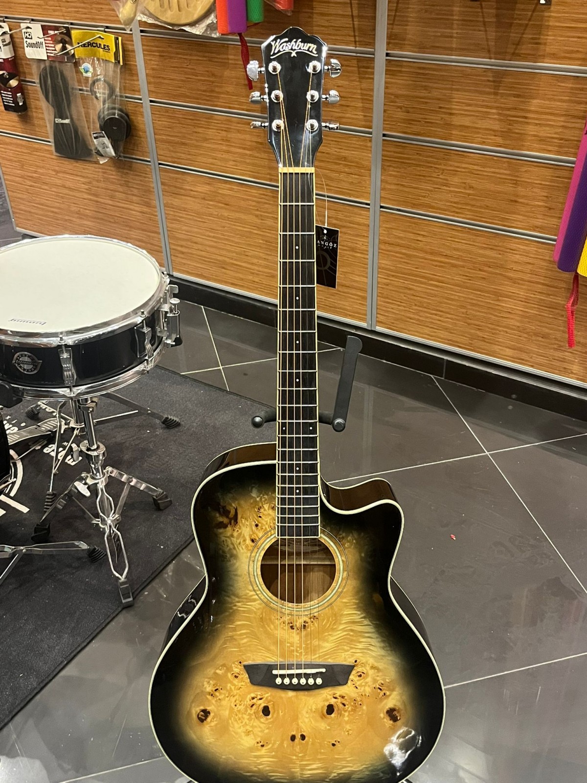 Outlet - Washburn Deep Forest Burl Ace Black Fade Elektro Akustik Gitar Outlet - Washburn Deep Forest Burl Ace Black Fade Elektro Akustik Gitar