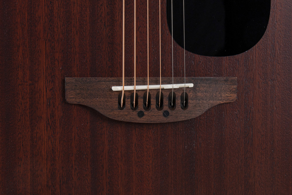 Ovation Applause AEO-96-M Elektro Akustik Gitar