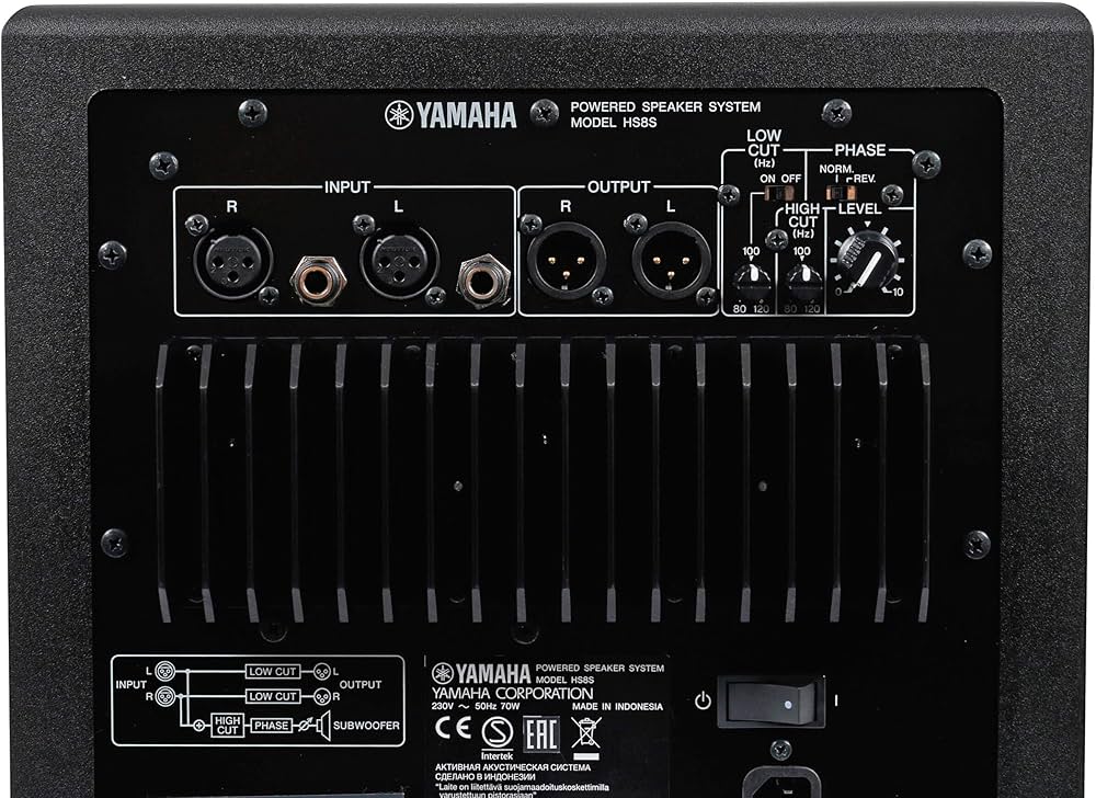 Yamaha HS8S Aktif Subwoofer Referans Monitörü - Tek Yamaha HS8S Aktif Subwoofer Referans Monitörü - Tek