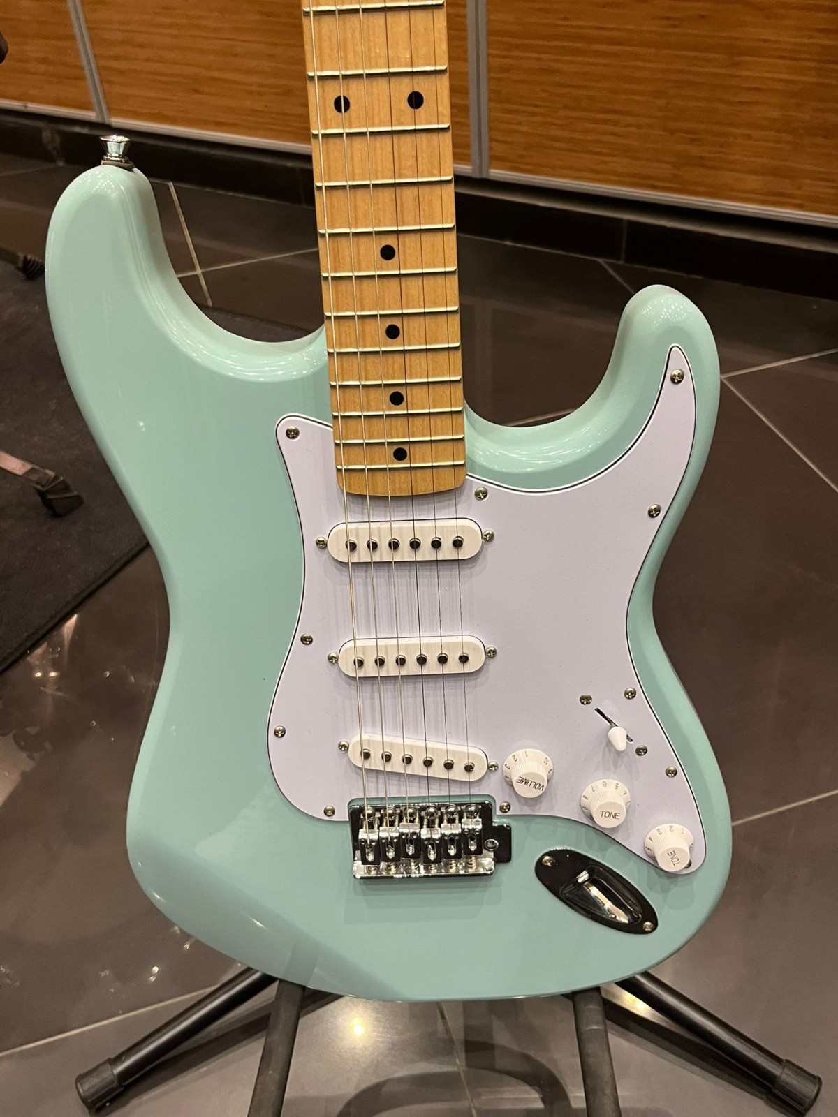 OUTLET - Jay Turser JT-300M-DB Elektro Gitar OUTLET - Jay Turser JT-300M-DB Elektro Gitar